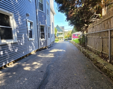 181 Monmouth Avenue - Photo Thumbnail 15