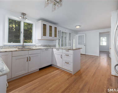 21 Saddle Ridge Drive - Photo Thumbnail 4