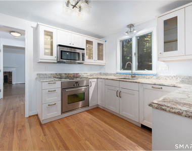 21 Saddle Ridge Drive - Photo Thumbnail 3