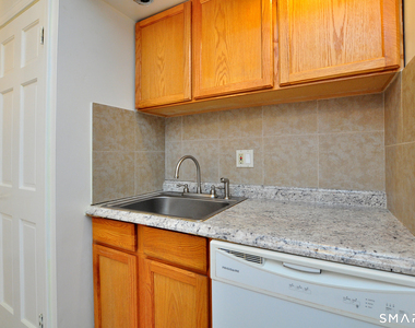 1681 Litchfield Turnpike - Photo Thumbnail 28