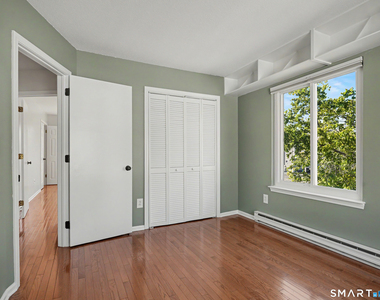 31 Betts Place - Photo Thumbnail 5