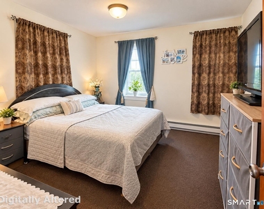 1153 Main Street - Photo Thumbnail 3