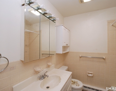 96 Columbus Place - Photo Thumbnail 10