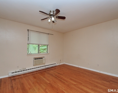 96 Columbus Place - Photo Thumbnail 8