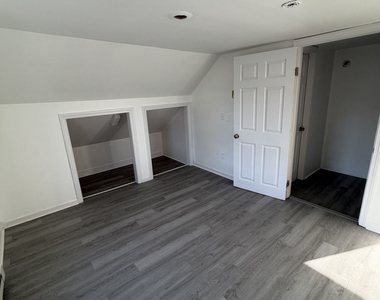 13 Jefferson Avenue - Photo Thumbnail 9