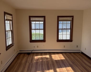 174 Shore Road - Photo Thumbnail 3