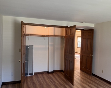 174 Shore Road - Photo Thumbnail 7