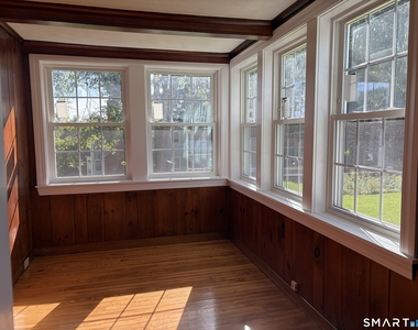 380 Main Street - Photo Thumbnail 11