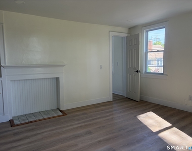 380 Main Street - Photo Thumbnail 23