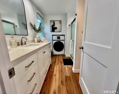 56 Richmondville Avenue - Photo Thumbnail 22