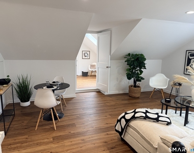 56 Richmondville Avenue - Photo Thumbnail 10