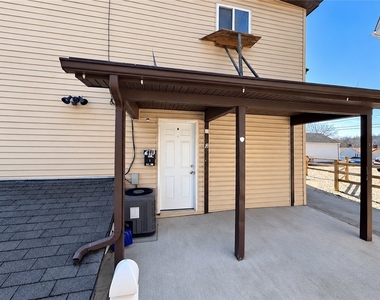 620 Carothers Avenue - Photo Thumbnail 8