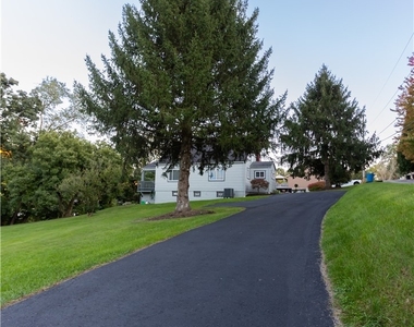 33 Mondine Ln - Photo Thumbnail 1