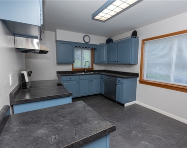 33 Mondine Ln - Photo Thumbnail 9