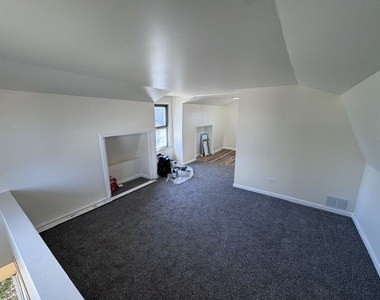 10023 Calvin St - Photo Thumbnail 3