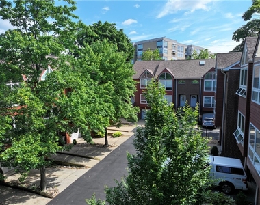 9 Graham Pl - Photo Thumbnail 1