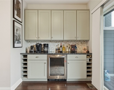 2652 Larkins Way - Photo Thumbnail 17