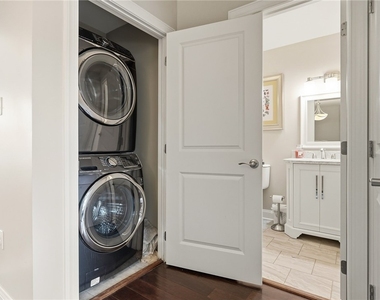2652 Larkins Way - Photo Thumbnail 36