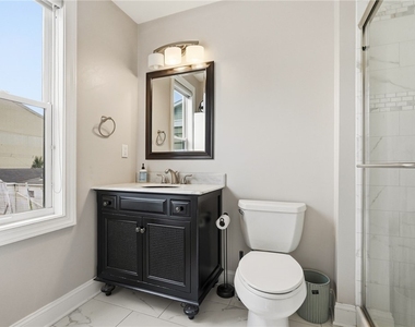 2652 Larkins Way - Photo Thumbnail 29