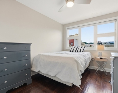 2652 Larkins Way - Photo Thumbnail 33