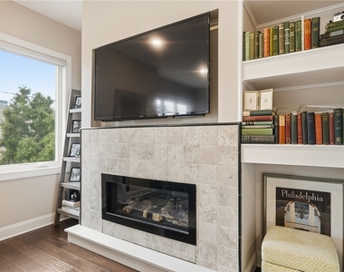 2652 Larkins Way - Photo Thumbnail 25