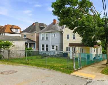 136 Dilworth St - Photo Thumbnail 33