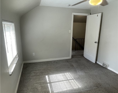 63 W Bellecrest Ave - Photo Thumbnail 15