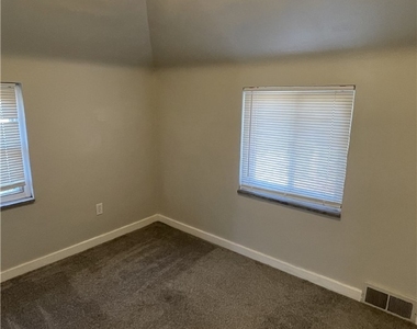 63 W Bellecrest Ave - Photo Thumbnail 21
