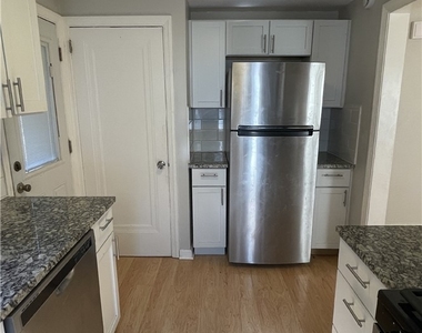 63 W Bellecrest Ave - Photo Thumbnail 10