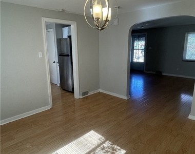 63 W Bellecrest Ave - Photo Thumbnail 6