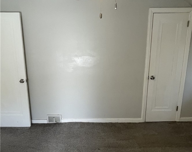 63 W Bellecrest Ave - Photo Thumbnail 14