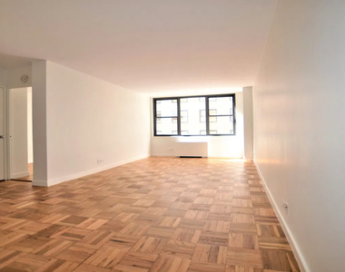 East 49th street - Photo Thumbnail 1