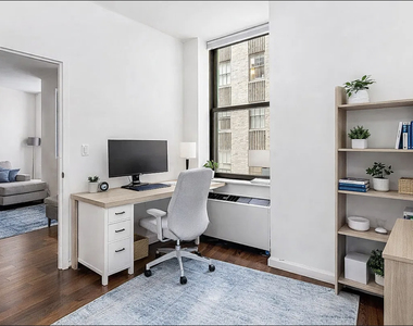 100 Fulton Street - Photo Thumbnail 2