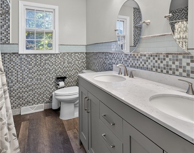 4776 Edgeworth Drive - Photo Thumbnail 29