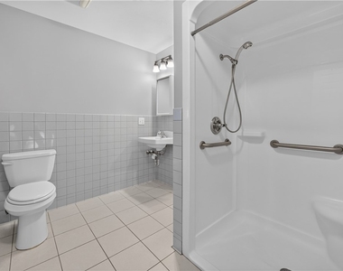 4776 Edgeworth Drive - Photo Thumbnail 31
