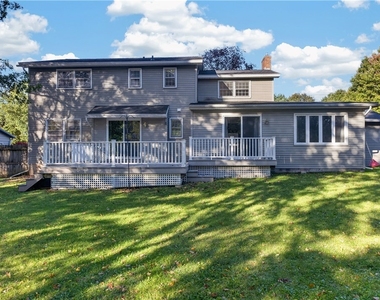 4776 Edgeworth Drive - Photo Thumbnail 41