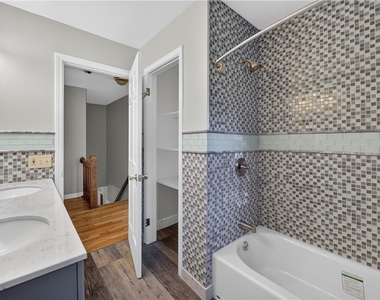 4776 Edgeworth Drive - Photo Thumbnail 27