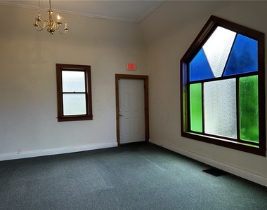 56 Shepard Street - Photo Thumbnail 4