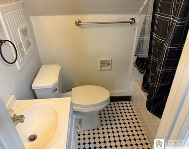 267 Fairmount Avenue - Photo Thumbnail 5