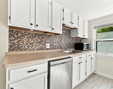 6797 Main Street - Photo Thumbnail 4