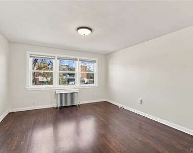 6797 Main Street - Photo Thumbnail 5