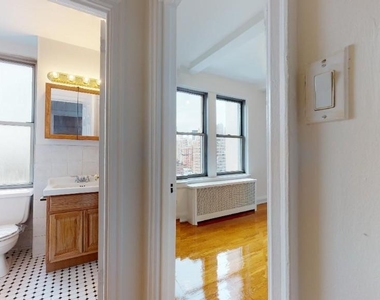 East 38th Street - Photo Thumbnail 7
