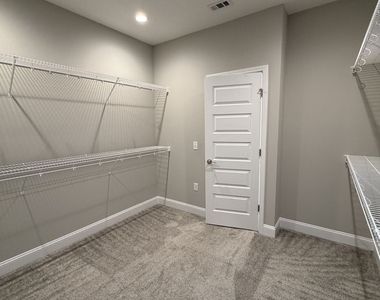 318 The Villas Way - Photo Thumbnail 44