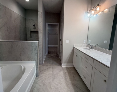 318 The Villas Way - Photo Thumbnail 34