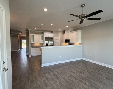 318 The Villas Way - Photo Thumbnail 24