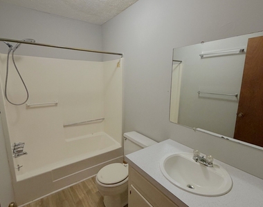 110 Bryan Street - Photo Thumbnail 12