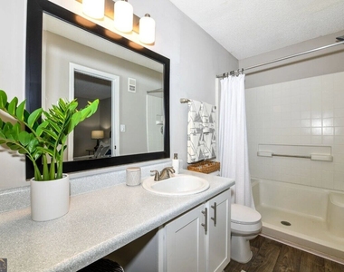 670 Thornton Road - Photo Thumbnail 8