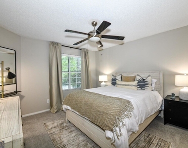 670 Thornton Road - Photo Thumbnail 7
