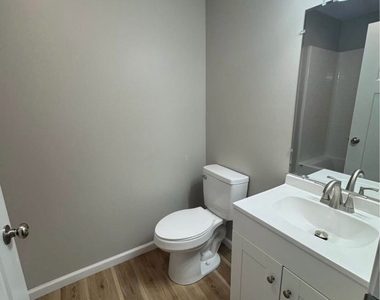 2875 Old Rome Road Se - Photo Thumbnail 5