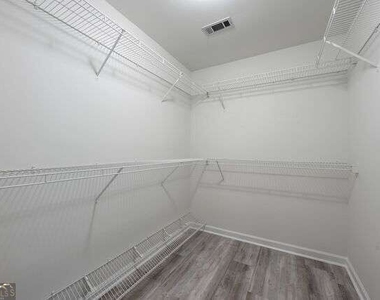 265 Timberidge Drive - Photo Thumbnail 17
